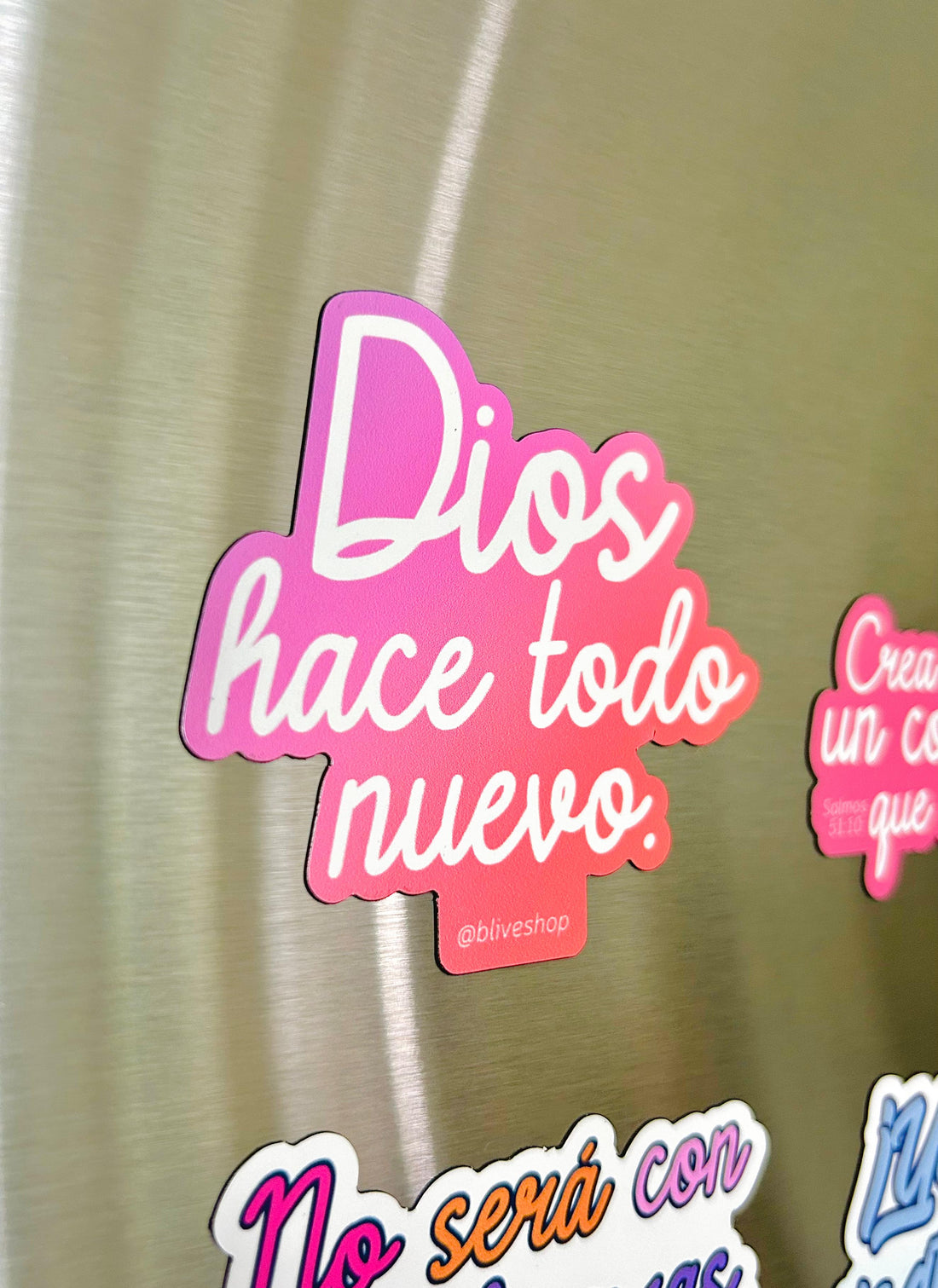 Dios hace todo nuevo- Premium Magnet (01)
