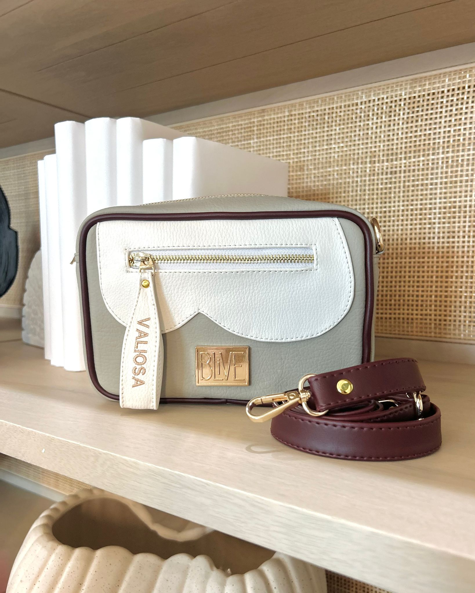 Cartera Valiosa: Gris